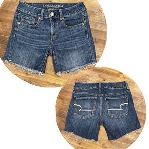 American Eagle Outfitters Super Stretch Midi Denim Jean Shorts Sz 4